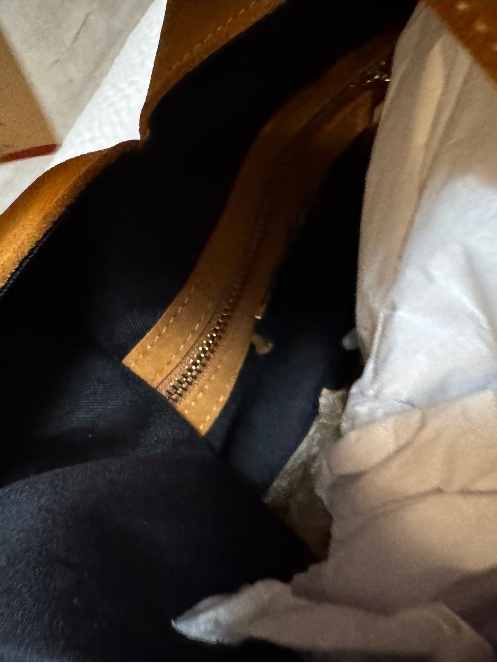 Divina Firenze Italian Suede Fringe Hobo Bag – Cognac 🤎✨ 🔥BNWT🔥 - Picture 9 of 11
